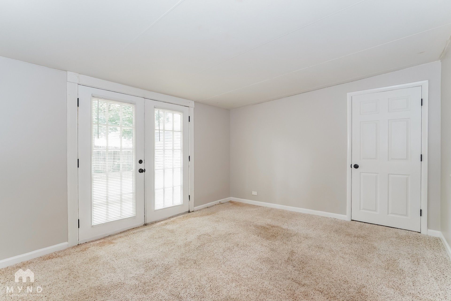 Building Photo - 245 St Christopher Ln