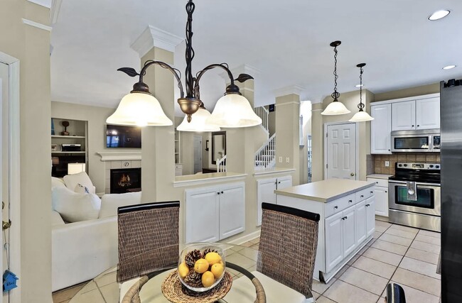 Building Photo - 1664 William Hapton Way