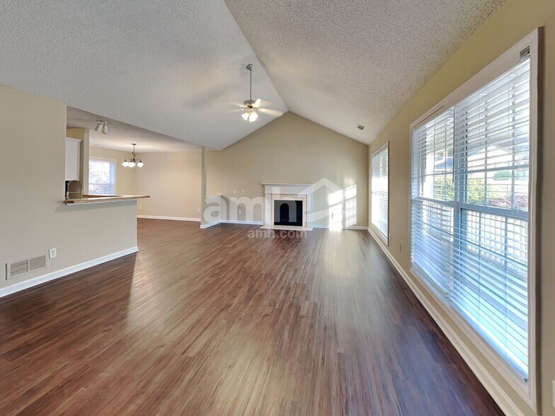 Building Photo - 1149 Brookton Chase Ct