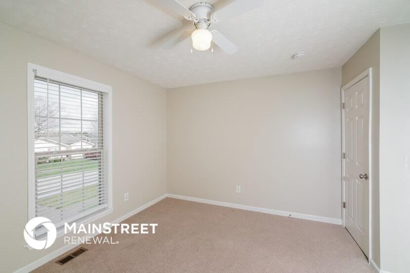 Building Photo - 1206 Evergreen Way