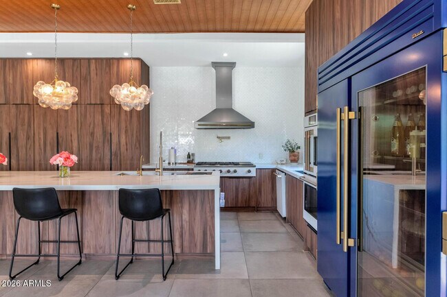 Building Photo - 5812 N 44th Pl