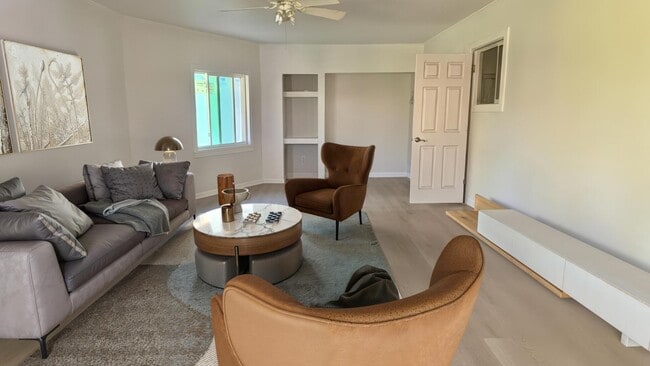 Building Photo - 1464 Gallop Dr