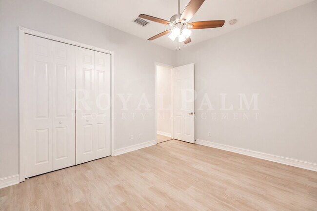 Building Photo - 12060 Lucca St