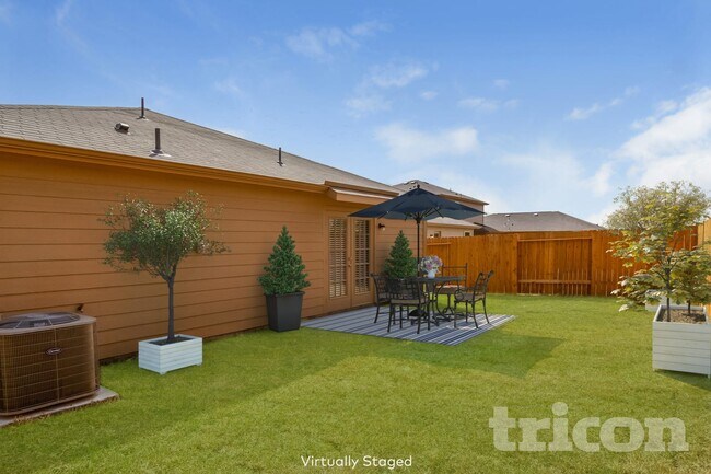 Building Photo - 424 Palomino Stand Dr