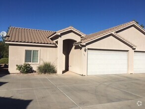 Building Photo - Grand Legacy Near Sky Mountain Golf Course