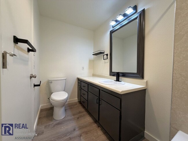 Building Photo - 7187 SW Childs Rd