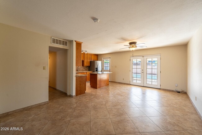 Building Photo - 8303 E Glenrosa Ave