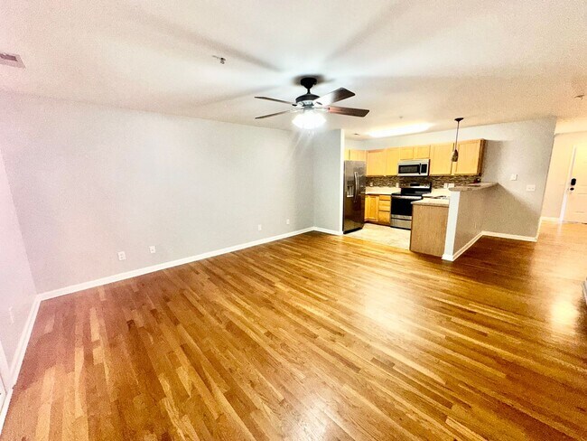 Building Photo - 2800 Trailwood Pines Ln