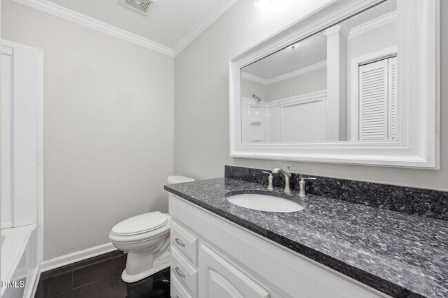 Building Photo - 301 N 9th St