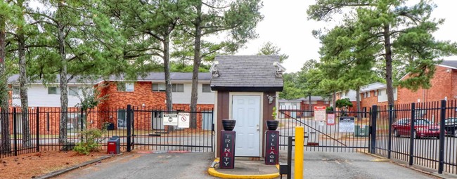 Building Photo - Trinity Village Townhomes