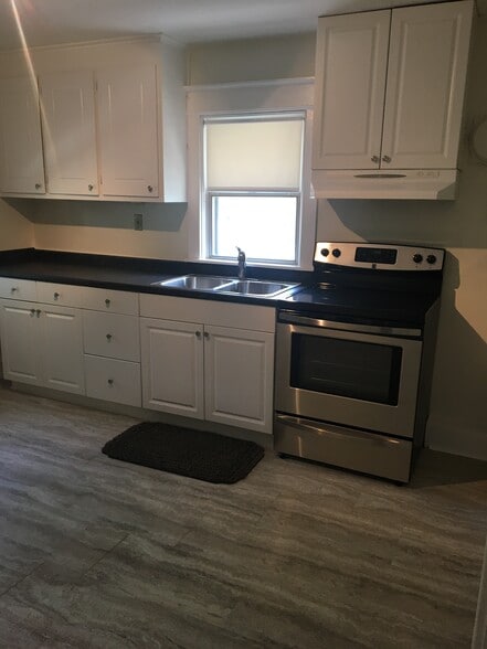 Eat in kitchen - 317 Richey Ave