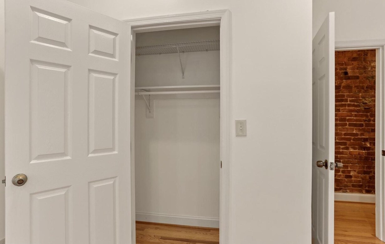 Upstairs bed - 650 Newton Pl NW