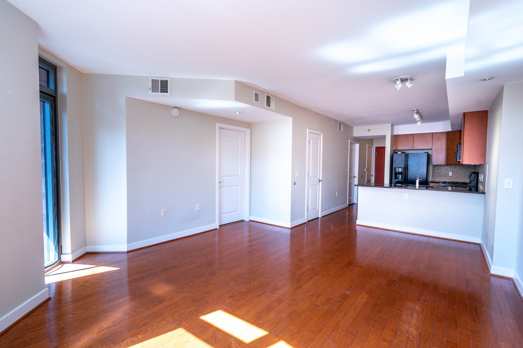 Building Photo - 1117 10th St NW