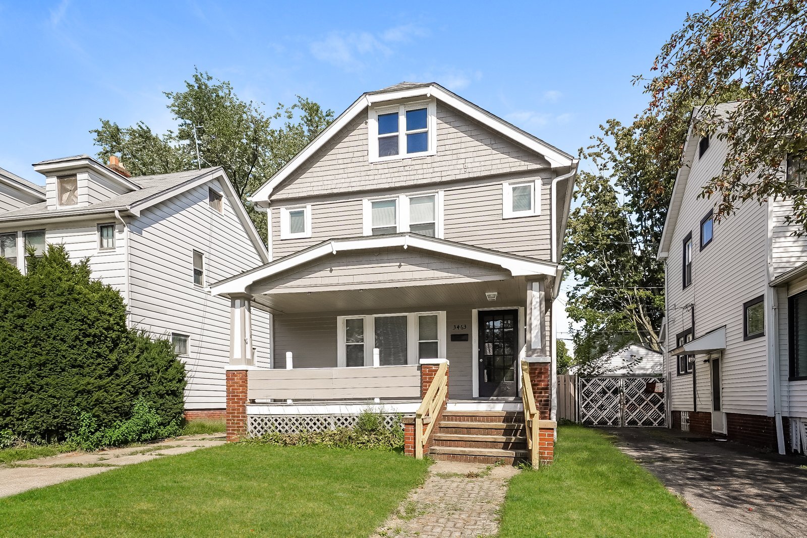 Building Photo - 3463 W 128th St