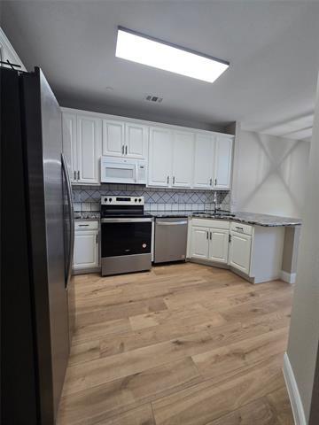 Building Photo - 4553 Woodsboro Ln