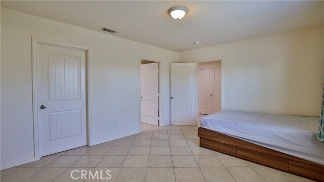 Building Photo - 1712 S Fern Ave