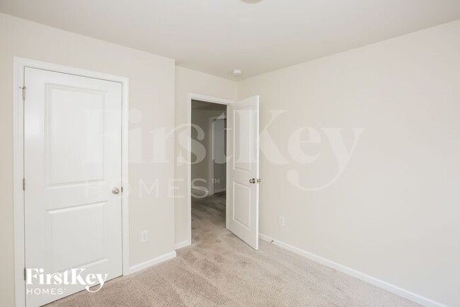 Building Photo - 9632 Hamel St