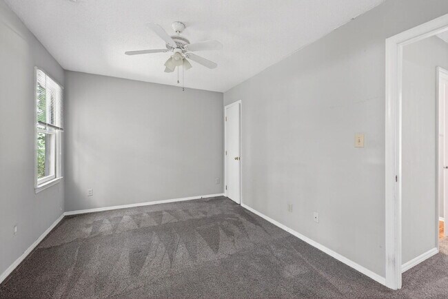 Building Photo - 1501 Mary Frances Pl
