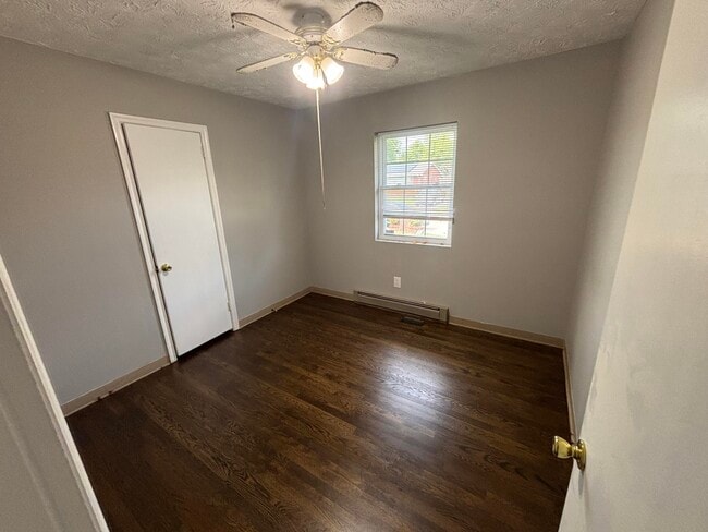 Building Photo - 1840 Costigan Dr