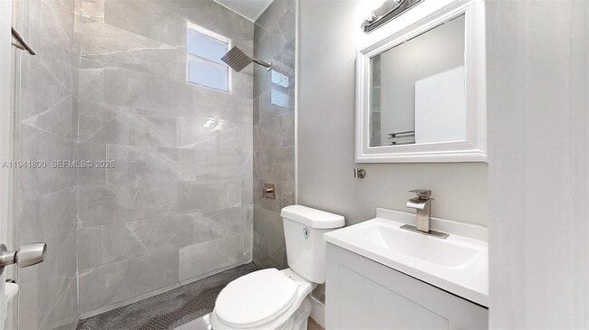 Building Photo - 433 NW 25th Ave