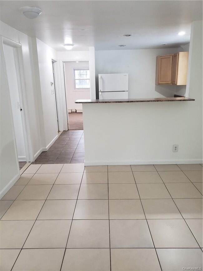 Building Photo - 51 Hillandale Ave