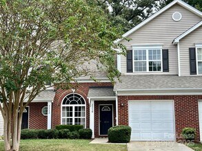 Building Photo - 3210 Summerfield Ridge Ln