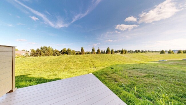 Building Photo - 1401 Salt Springs Dr