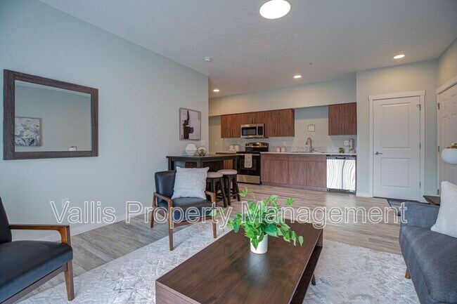 Building Photo - 13001 S Crompton Ln