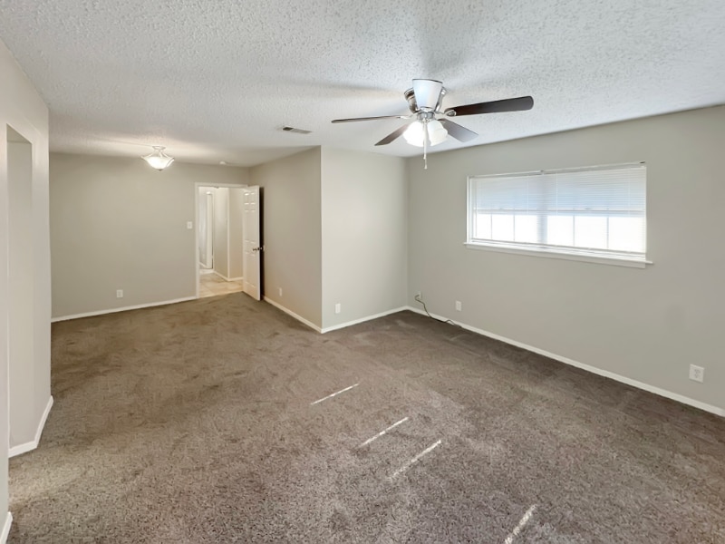 Building Photo - 1524 Timber Creek Dr