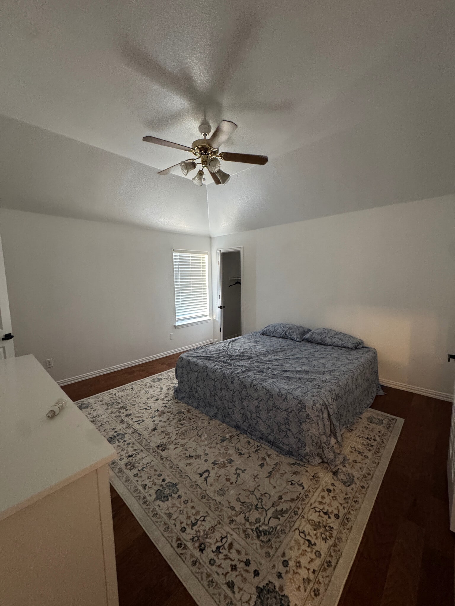 Building Photo - Room in House on Rodeo Ct