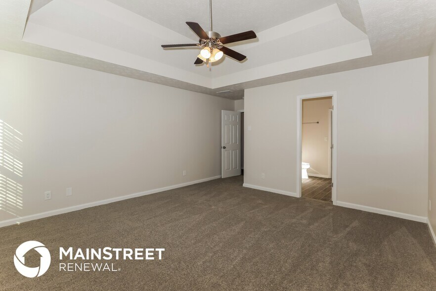 Building Photo - 316 Player's Cir