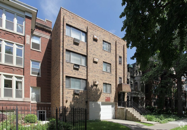 Building Photo - 5515 S Cornell Ave