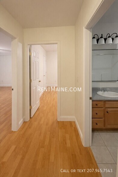 Building Photo - 1182 Ohio St