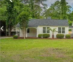 Building Photo - 611 Greenway Dr