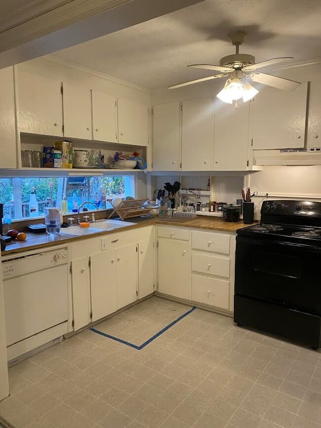 Building Photo - 219 Santa Anita Dr