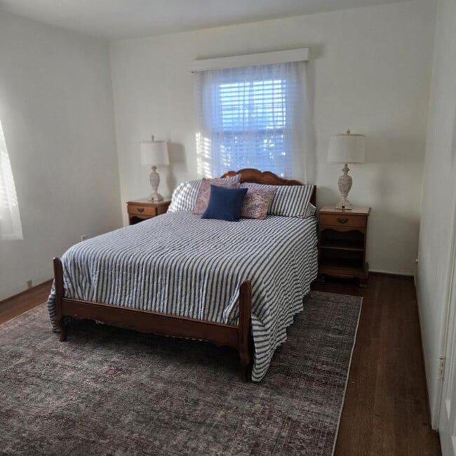 Building Photo - 901 A Ave