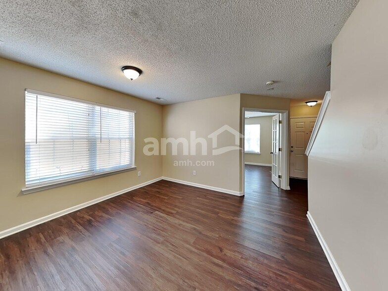 Building Photo - 3109 Teton Dr