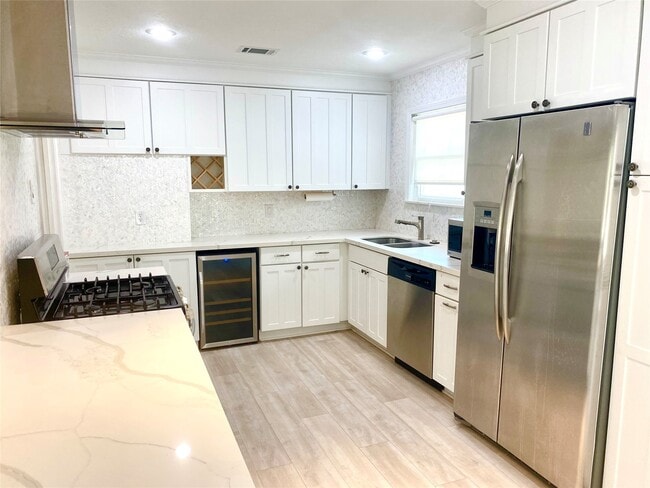 Building Photo - 1717 Althea Dr