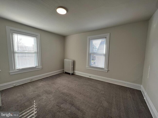 Building Photo - 337 Euclid Ave