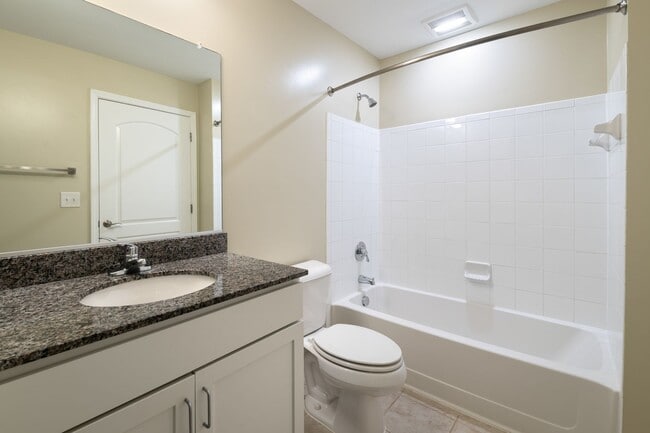 Building Photo - 3 Bedroom Flat Available at the Woodlands - REDUCED DEPOSIT