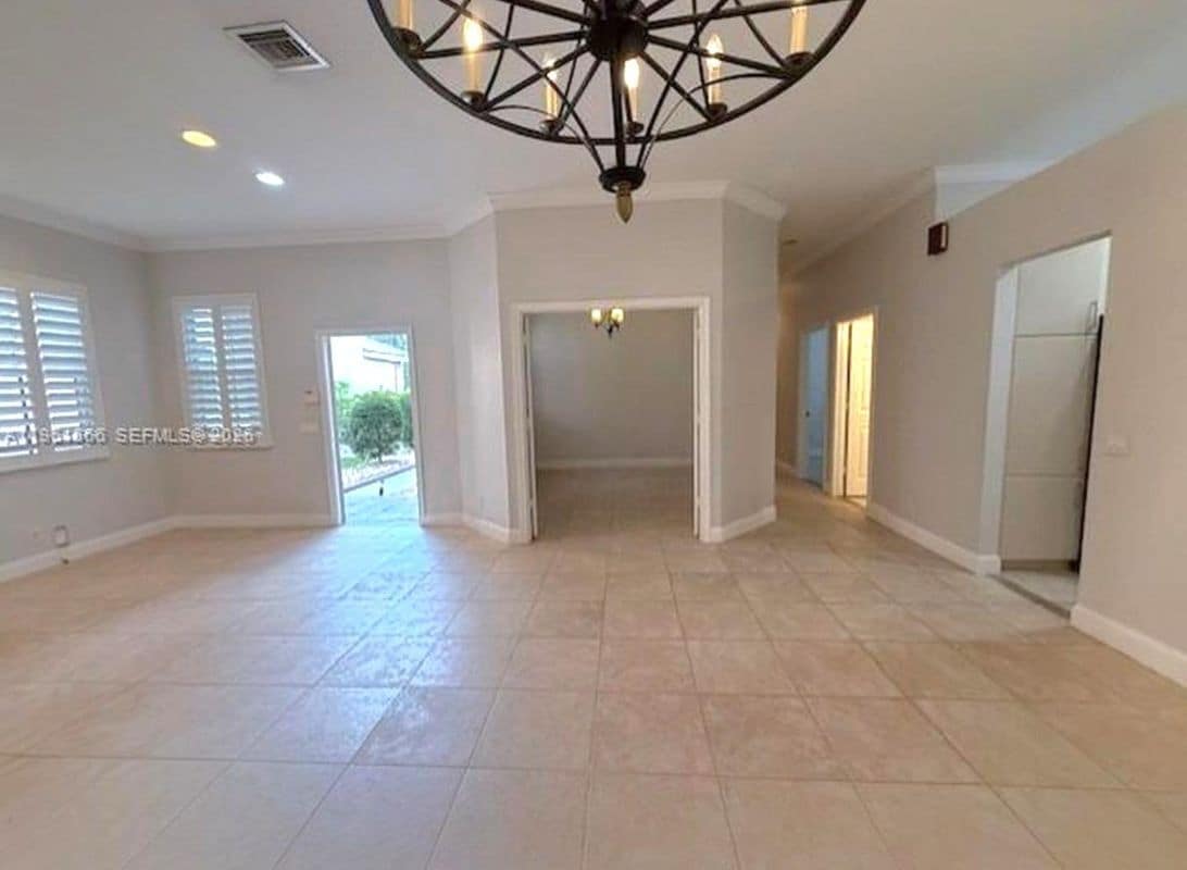 Building Photo - 1538 Winterberry Ln