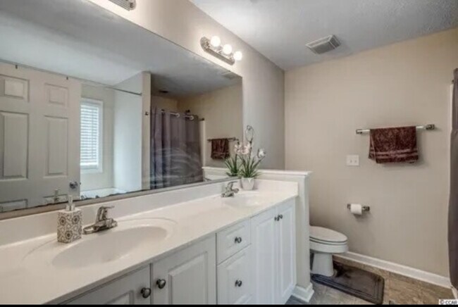 Building Photo - 3124 Ivy Lea Dr