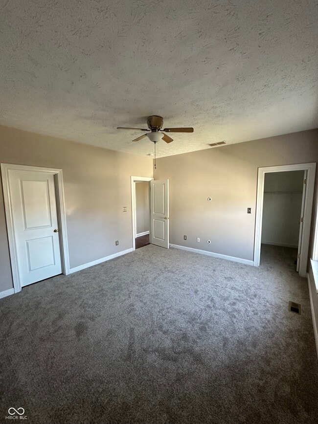 Building Photo - 549 N Belmont Ave