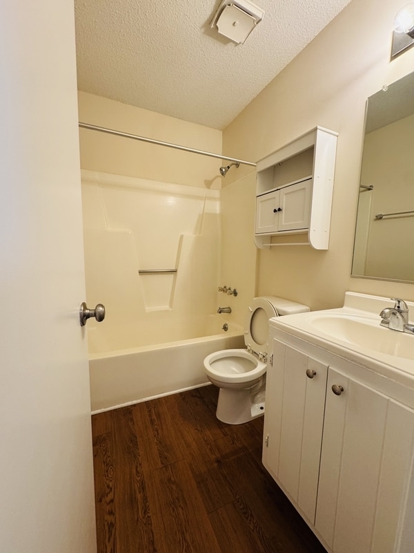 Building Photo - 3020 Adams Blvd