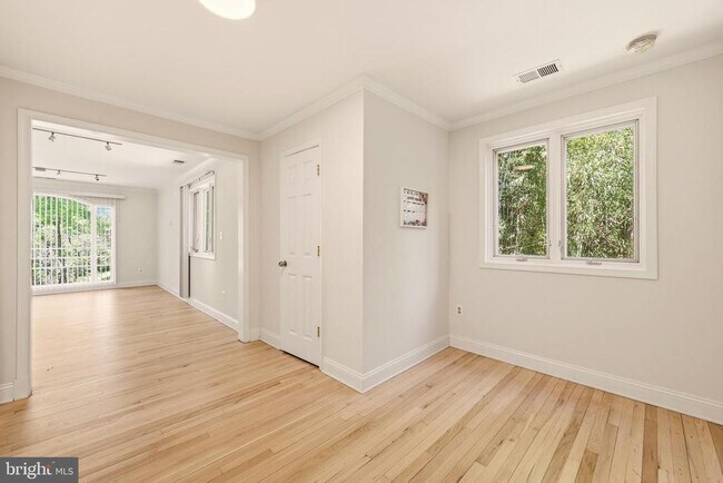 Building Photo - 8400 Thornden Terrace
