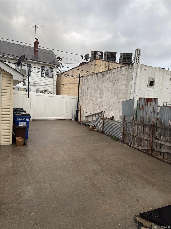 Building Photo - 104-16 124th St