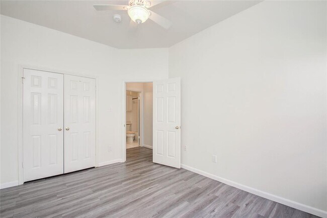 Building Photo - 19 S Dragonwood Pl