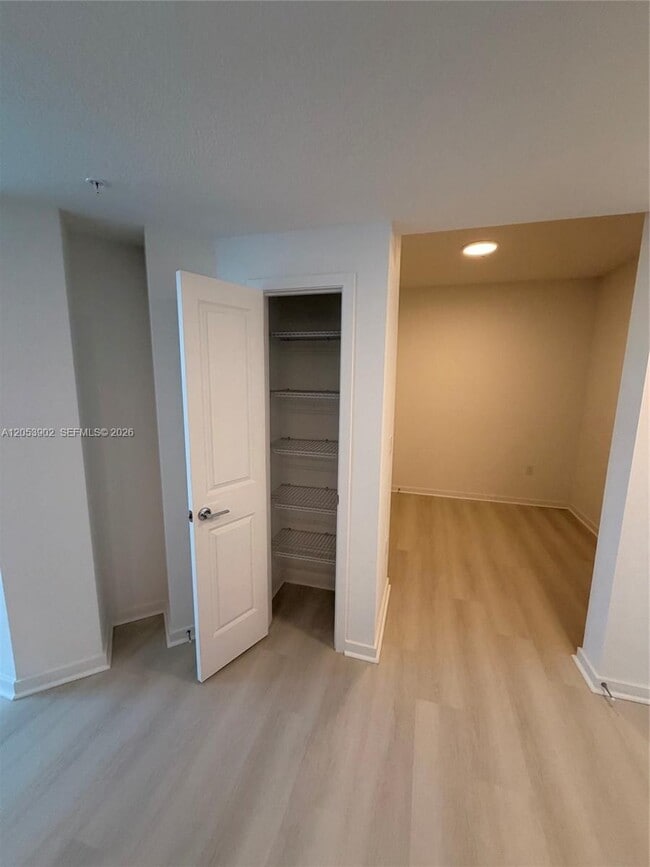 Building Photo - 5563 Millennia Park Dr