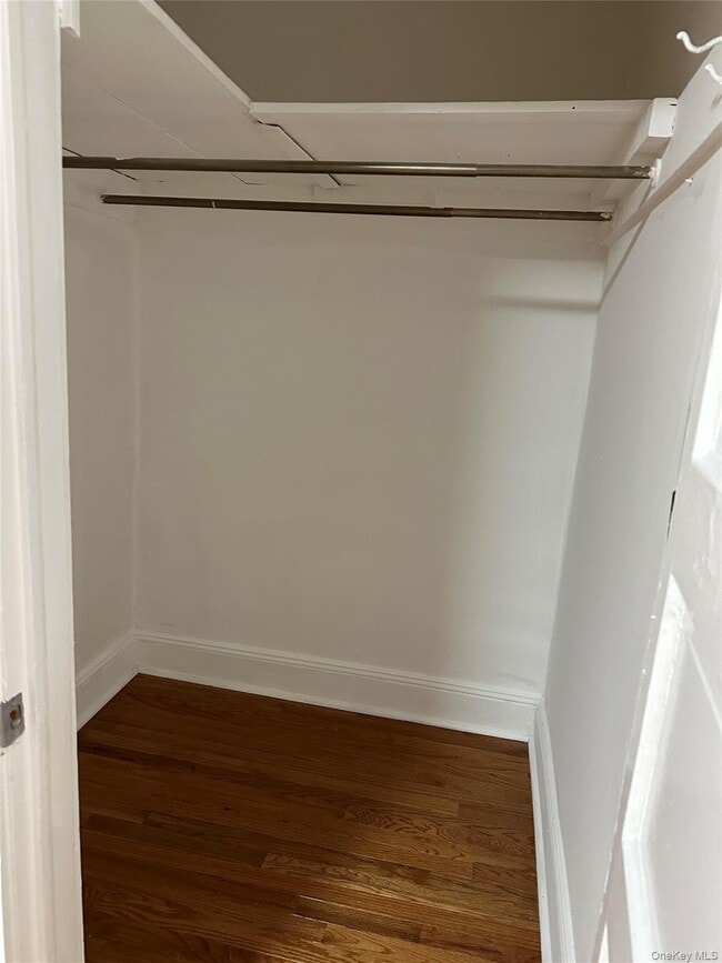Building Photo - 67 Clinch Ave