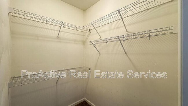 Building Photo - 1034 Grand Oak Ln